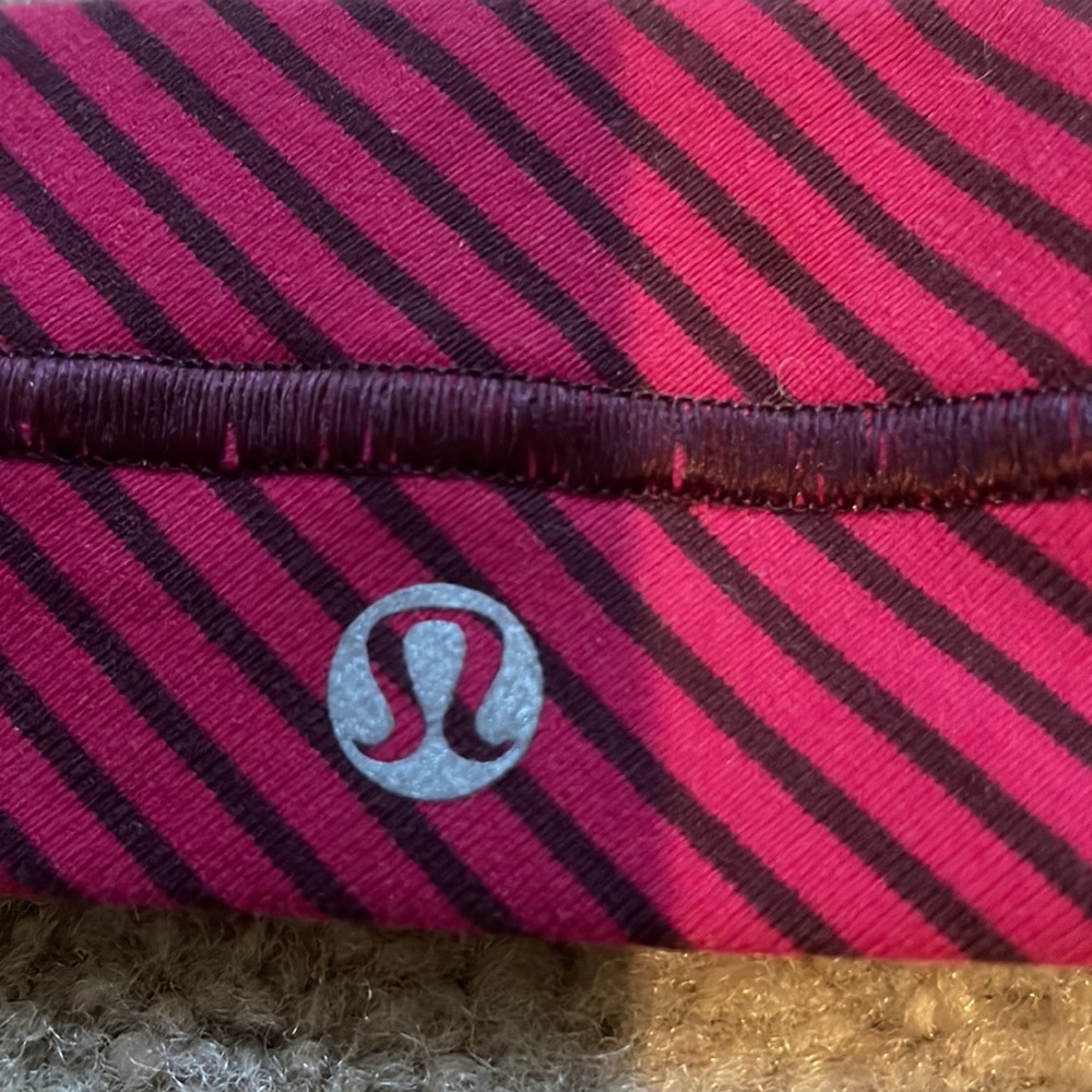 Lulu Lemon fabric stretching striped headband- burgundy - Picture 5 of 8